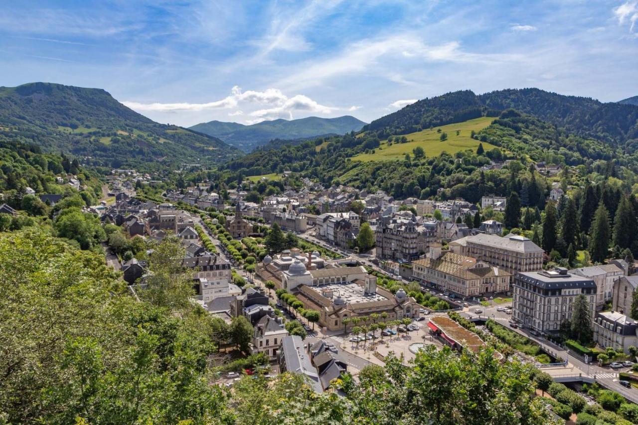 Camping Les Vernieres La Bourboule Sancy Exterior foto