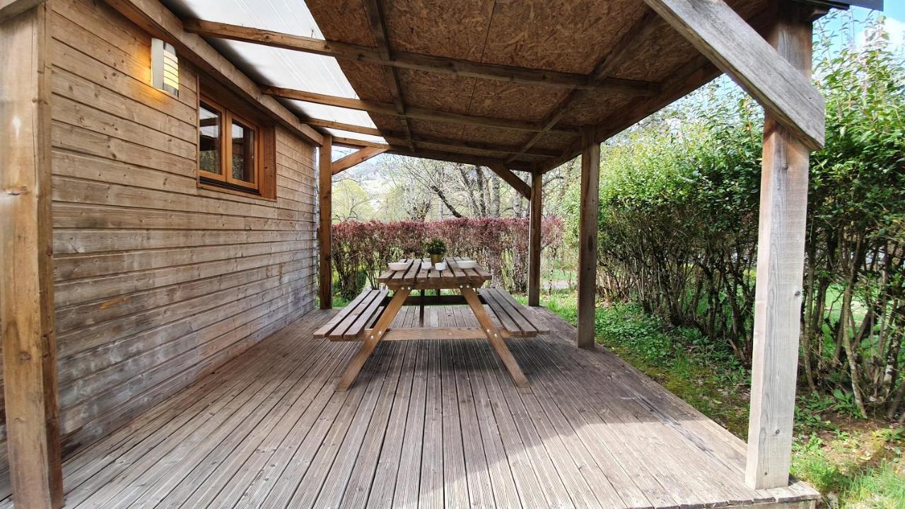 Camping Les Vernieres La Bourboule Sancy Exterior foto