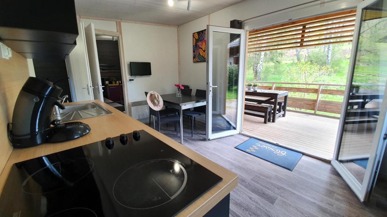 Camping Les Vernieres La Bourboule Sancy Exterior foto