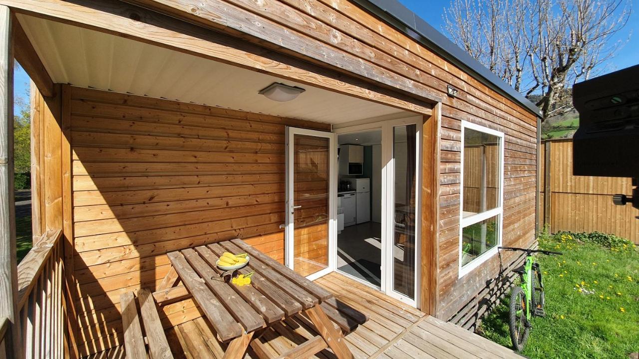 Camping Les Vernieres La Bourboule Sancy Exterior foto